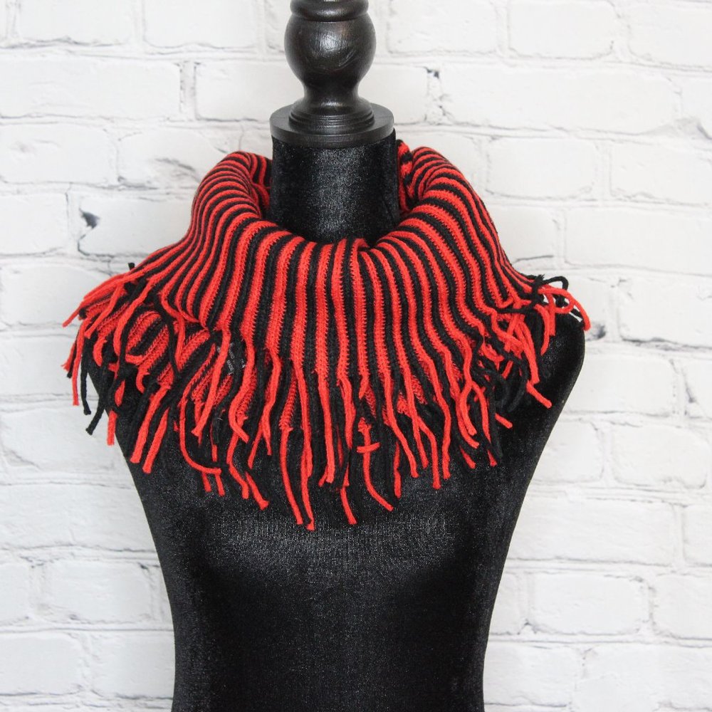New Black & Red UofL Scarf